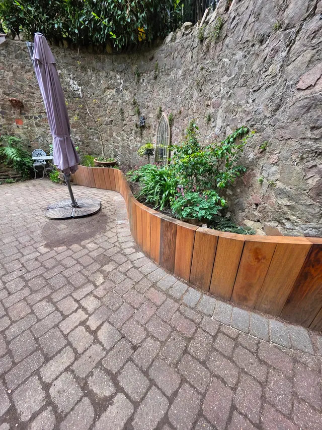Timber planter wall / courtyard